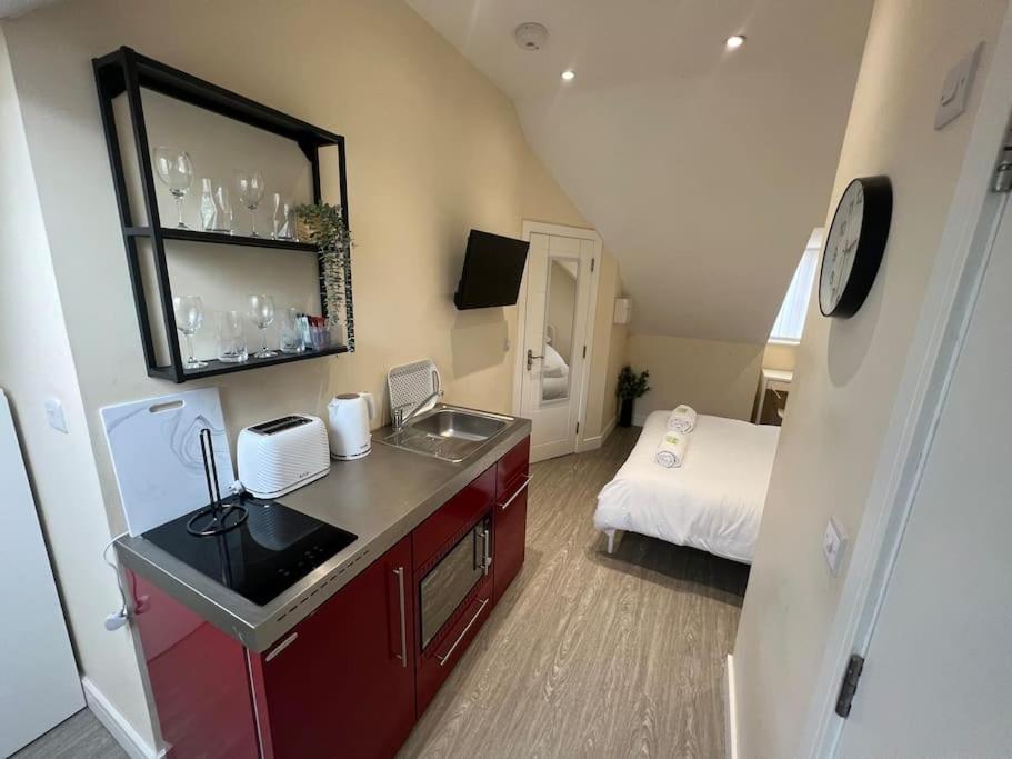 6 Studio Flat, 50M To Airbus Bristol Exterior foto