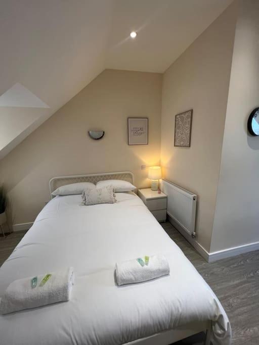 6 Studio Flat, 50M To Airbus Bristol Exterior foto
